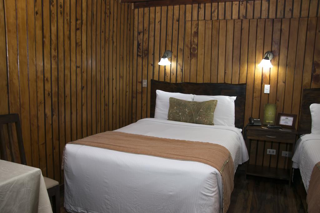 Hotel Chalet Tirol Heredia Zimmer foto
